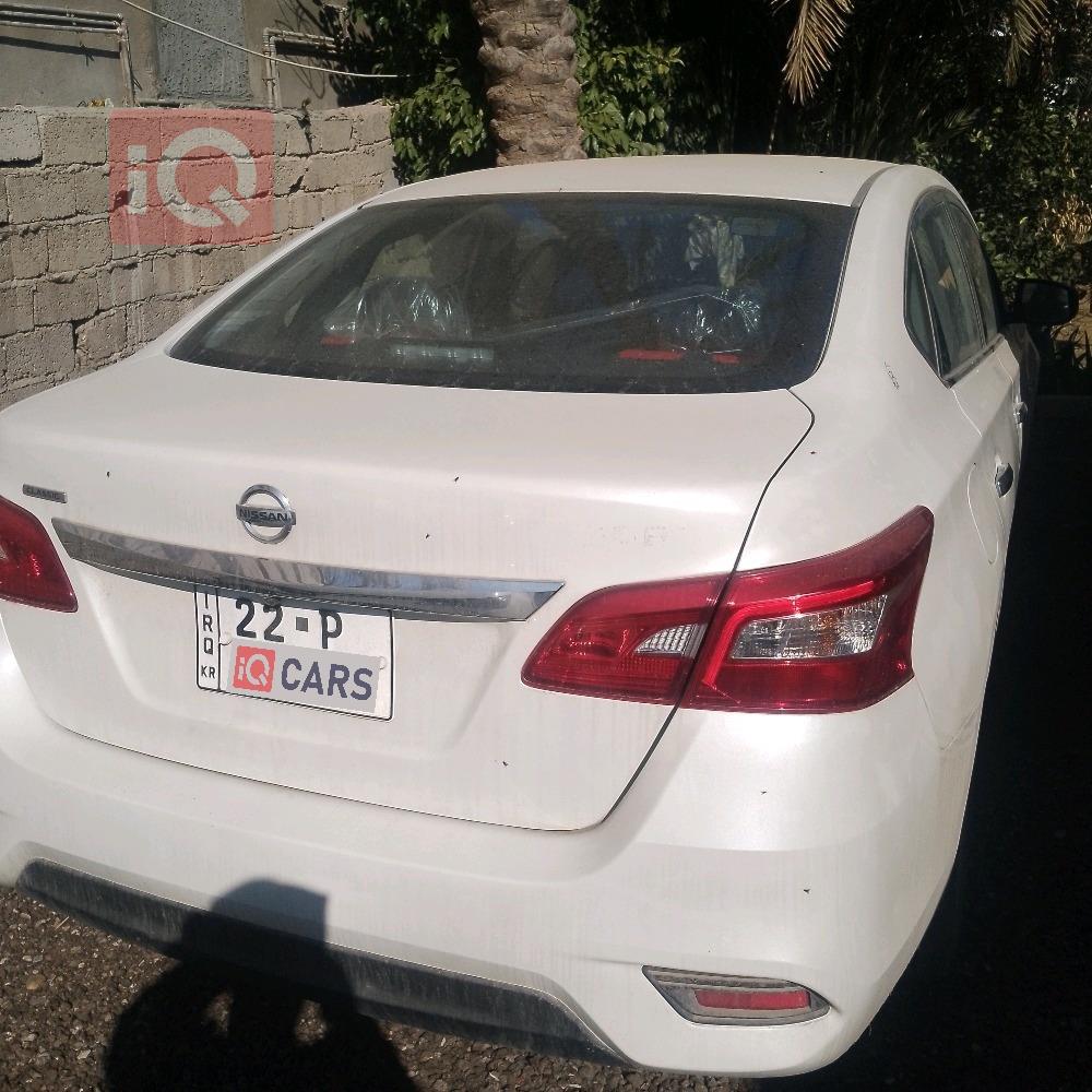 نيسان سنترا